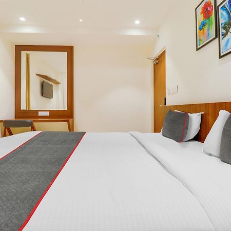 Super Townhouse Rcc Lamps Otel Visakhapatnam Dış mekan fotoğraf