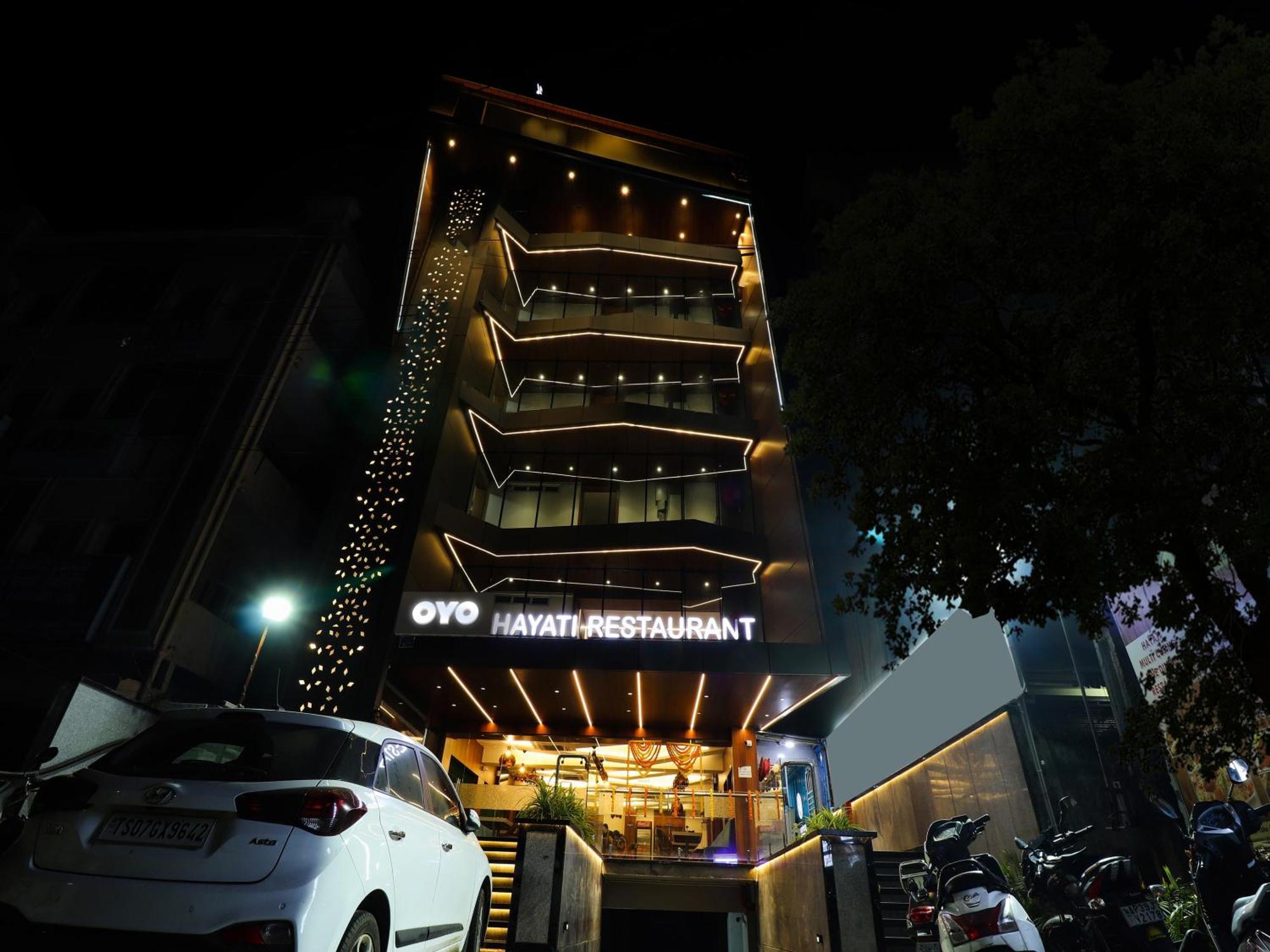 Super Townhouse Rcc Lamps Otel Visakhapatnam Dış mekan fotoğraf